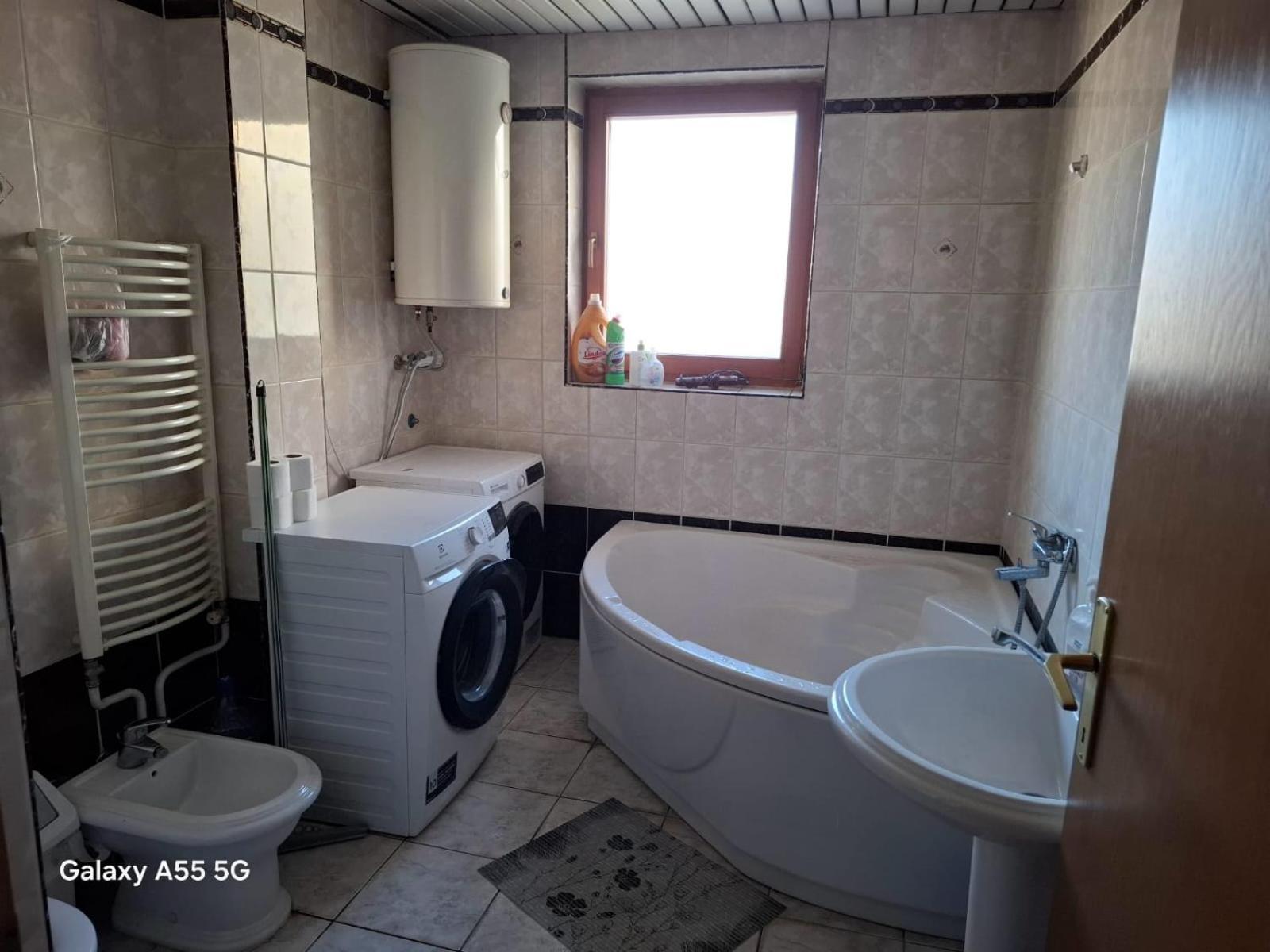 Alpi Hostel Skopje Luaran gambar